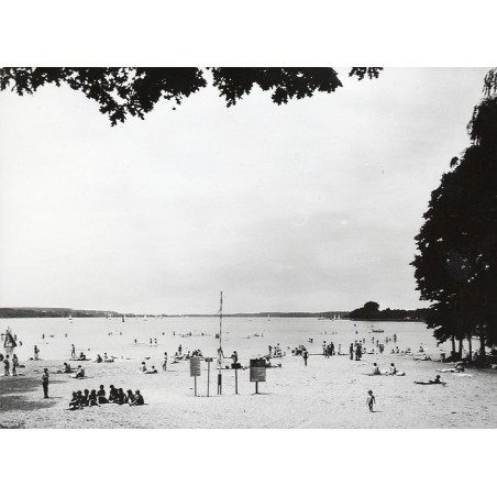 "Boszkowo - plaża przy restauracji "Syrena" nad jez. Dominickim fot. J. Makarewicz 60-35 Barwne 02449-6"