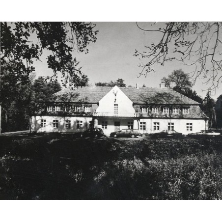 "Czerniejewo Dworek Myśliwski (Hotel) - jeden z obiektów Zespołu Klasycystycznego (Ośrodek Usług Turystyczno-Łowieckich) fot. L.