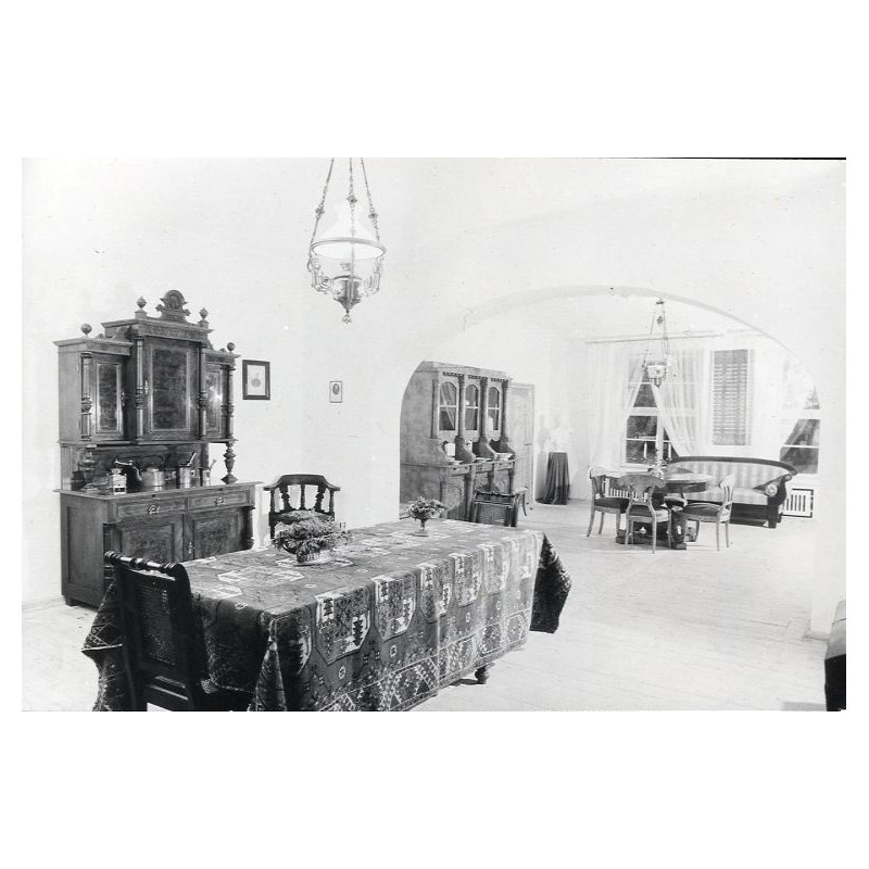 "Koszuty Muzeum Ziemi Średzkiej w Koszutach Dwór z XVIII-XIXw - pokój jadalny i kredensowy fot L. Surowiec 32672-4 71-1180 Barwn