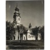 "Dąbrówka Kościelna k/ Murowanej Gośliny. Kościół z XIX w. pod wezw. Wniebowzięcia NMP. fot. L. Surowiec 33278-8 71-1248 Barwne"