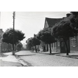 "Murowana Goślina: ul. Jana Kochanowskiego fot: Jerzy Ląg 31-2239"