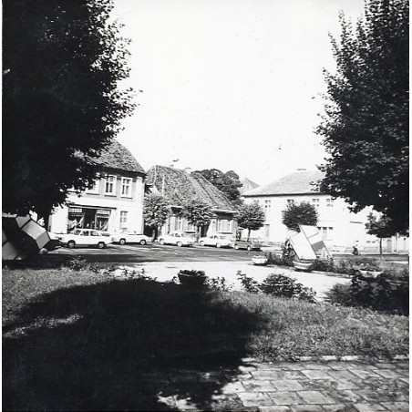 "Rogoźno Plac Powstańców Wielkopolskich fot. J. Siudecki 68-412 k-59138 Barwne"