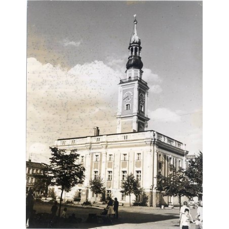 "Leszno Ratusz fot. M. Trzeciakowski M. Bańkowska 60-455 76070 barwne"