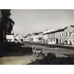 "Rakoniewice Rynek fot. L. Surowiec 71-1283 33234-8 Barwne"