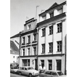 "Poznań. Muzeum J. Kraszewskiego. Kamieniczka nr 14 przy ul. Wronieckiej fot. L. Surowiec 71-1113 32040-6 barwne"