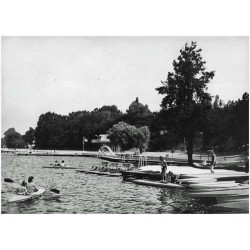 "Wągrowiec - ośrodek wypoczynkowy nad jeziorem Durowskim fot. R. Brzycki 02747-2 68-31 [...]"