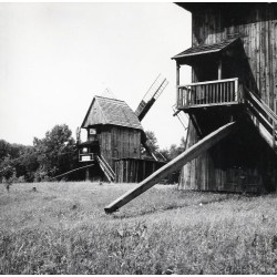 "Śmigiel Skansen - Wiatrak fot. R. Sołdek 60-483 78785 Barwne"