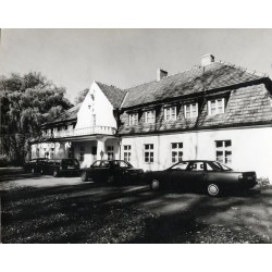 "Czerniejewo Zespół Klasycystyczny - Dworek Myśliwski (Hotel) (Ośrodek Usług Turystyczno-Łowieckich) fot. L. Surowiec 71-1238 33