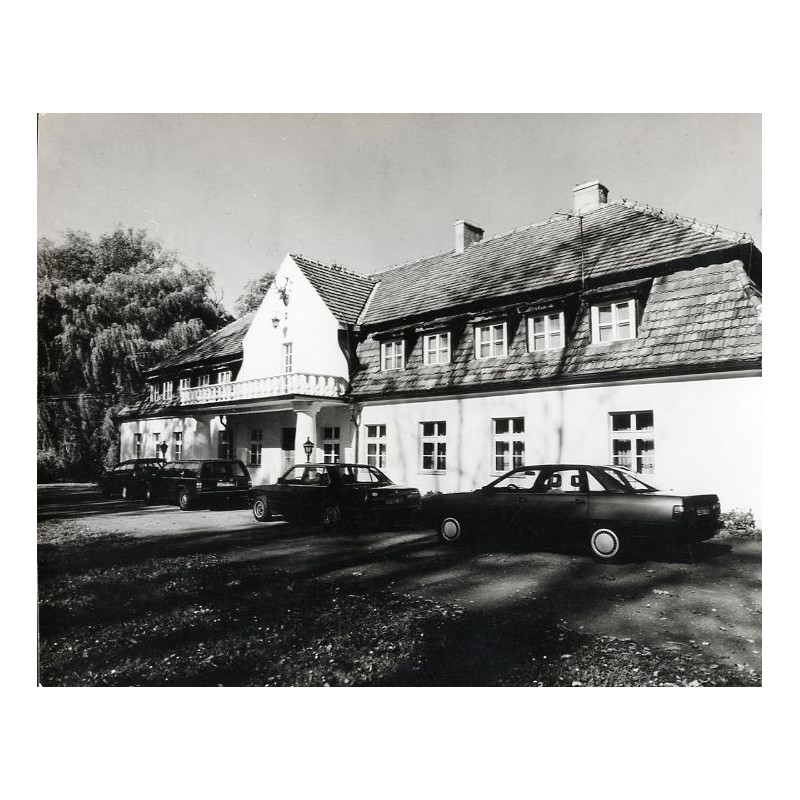 "Czerniejewo Zespół Klasycystyczny - Dworek Myśliwski (Hotel) (Ośrodek Usług Turystyczno-Łowieckich) fot. L. Surowiec 71-1238 33