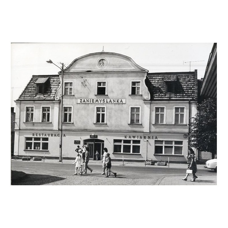 "Zaniemyśl - Hotel i restauracja fot. St. Jabłońska 59011 Barwne 71-829" / "Zaniemyślanka"