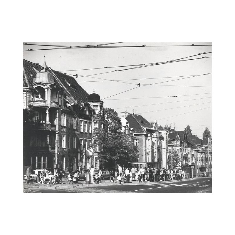 "Poznań. Ul. Franklina Roosevelta fot. L. Surowiec 71-1099 32039/8 Barwne"