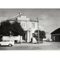 "Kłodawa Ratusz w stylu klasycyst. fot. W. Stasiak 15-152 10054-5 barwne"