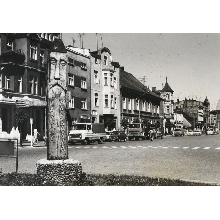 "Szamotuły. Rynek fot. St. Jabłońska 71-799 58990 barw."