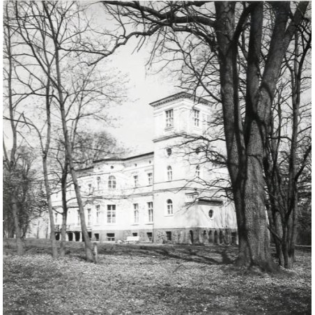 "Uzarzewo. Muzeum Łowiectwa fot. St. Wiktor 71-1030 29825-2 barwne"