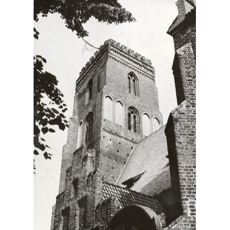 "Gostyń Gotycki kościół farny fot. P. Kochański 60-228 38006 barwne"