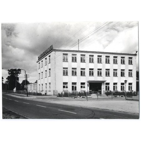 "Bukowiec Zakł. S-pni Inwalidów "Wielkopolanka" fot. W. Stasiak 71-254 06986-5 kolor"