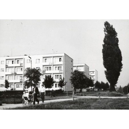 "Gostyń osiedle mieszkaniowe fot. P. Kochański 60-230 38009 barwne"
