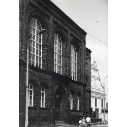 "Śrem - Liceum Ogólnokształcące Fot. St. Jabłońska 59015 71-805 Barwne"