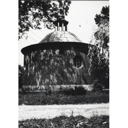 "Manieczki kaplica J. Wybickiego fot. St. Jabłońska 58886 71-732 barwne"