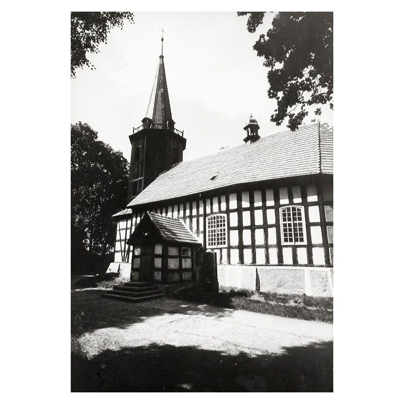 "Uzarzewo kościół fot. Z. Żyburtowicz 71-517 50077 kolor"