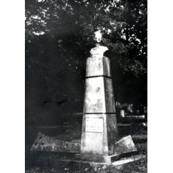 "Tuliszków Pomnik T. Kościuszki fot. T. Nowak 15-267 59506 barw."