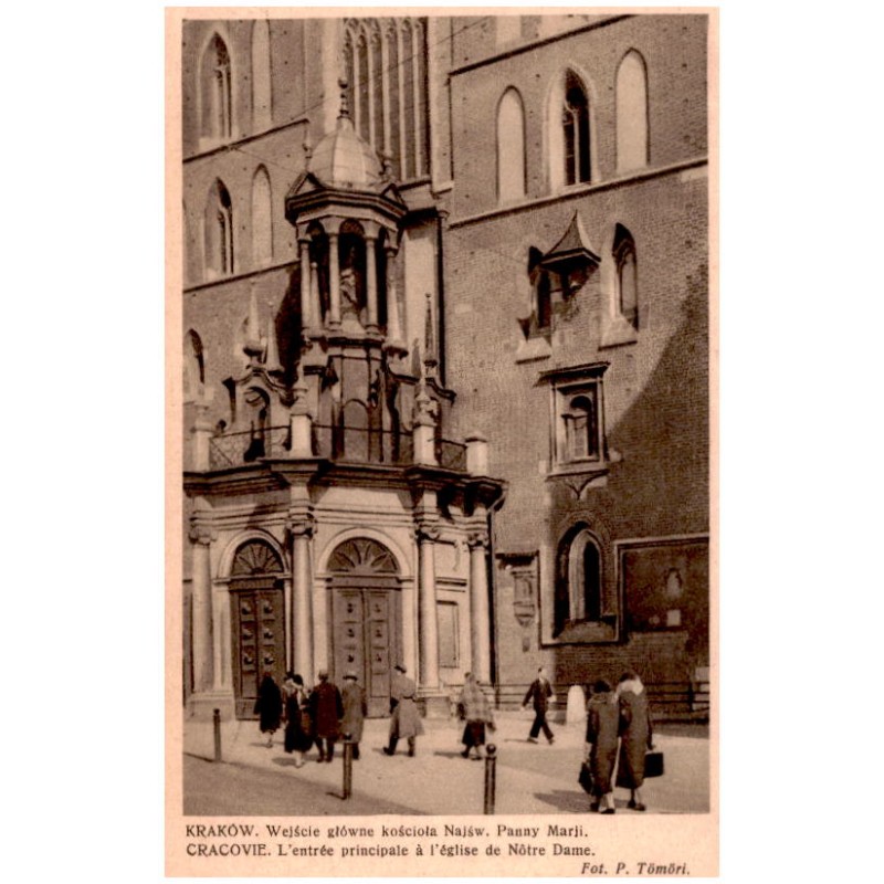 Kraków. Wejście główne do kościoła Najśw. Panny Marii. Cracovie. L'entrée proncipale à l'église de Nôtre Dame. Fot. P. Tömöri.