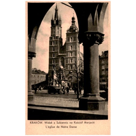 Kraków. Widok z Sukiennic na Kościół Marjacki. L'église de Notre Dame