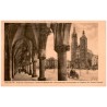 Kraków. Arkady Sukiennic i kościół Marjacki. - Bouleverd universale et l'eglise de Notre Dame.