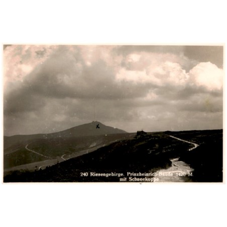 240 Riesengebirge. Prinzheinrich-Baude 1420 M mit Schneekoppe