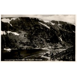 Riesengebirge. Kleiner Teich mit Baude 1183 m ü. M.