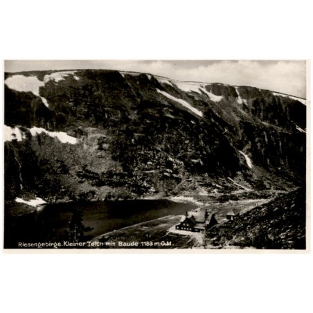 Riesengebirge. Kleiner Teich mit Baude 1183 m ü. M.