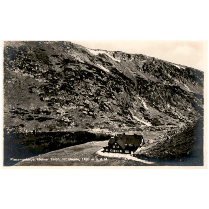 Riesengebirge, kleiner Teich mit Baude, 1183 m ü. d. M.