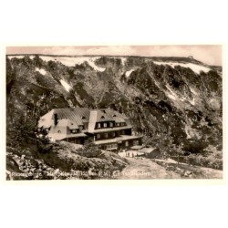 Riesengebirge. Hampelbaude 1258 m ü. M. mit Teichrändern