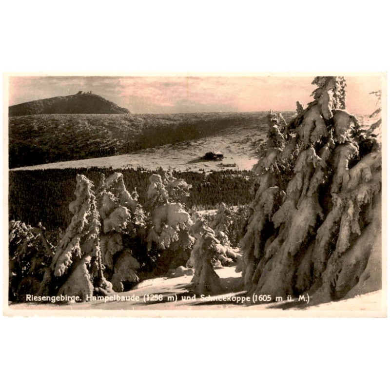 Riesengebirge. Hampelbaude (1258 m) und Schneekoppe (1605 m ü. M.)