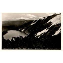 Riesengebirge. Großer Teich 1225 m Prz.-Hrch.-Bde 1423 m Blick z. Hampelbaude 1258 mm u. Schneek. 1605 m ü. M. / Rewers: Der Gro