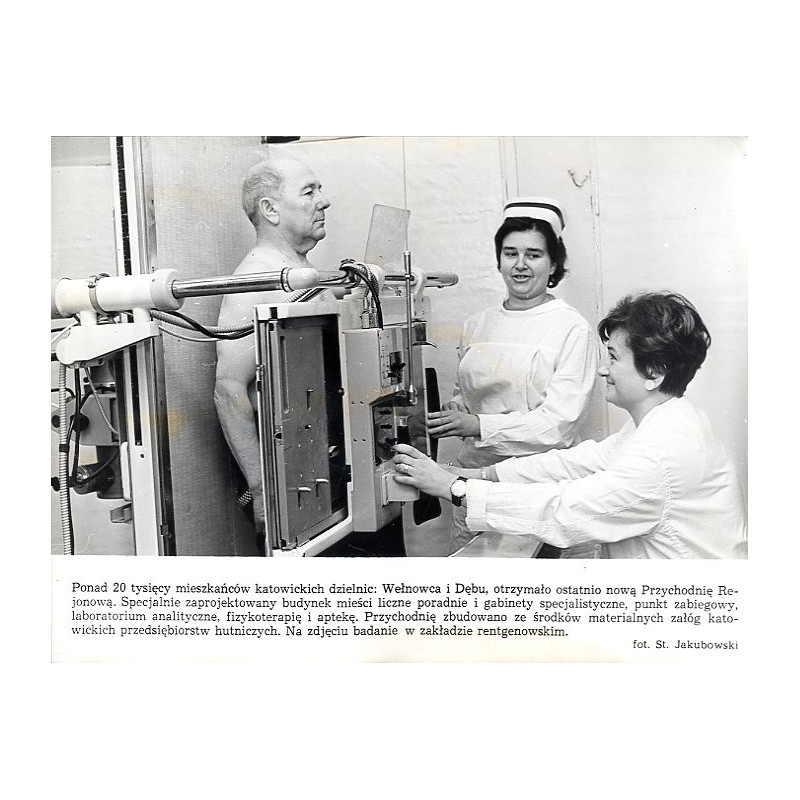 "Ponad 20 tysięcy mieszkańców katowickich dzielnic: Wełnowca i Dębu, otrzymało ostatnio nową Przychodnię Rejonową. [...] fot. St