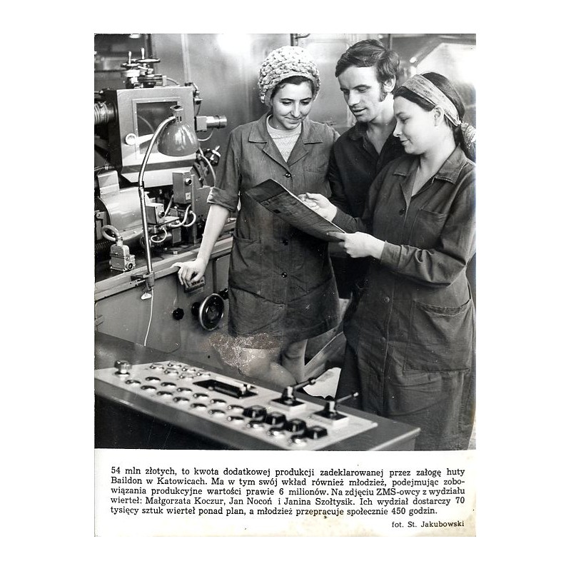 "54 mln złotych, to kwota dodatkowej produkcji zadeklarowanej przez załogę huty Baildon w Katowicach [...] podejmując zobowiązan
