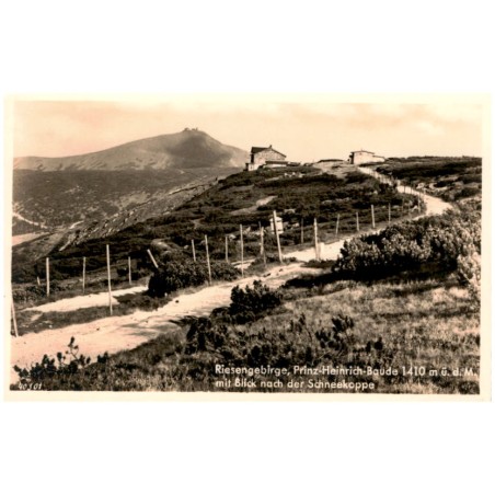 Riesengebirge, Prinz-Heinrich-Baude 1410 m ü. d. M. mit Blick nach der Schneekoppe. 40301