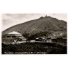 Riesengebirge. Schneekoppe 1605 m ü. M. mit Schlesierhaus.