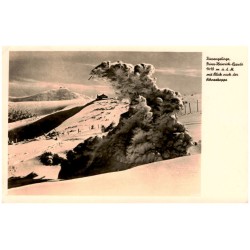 Riesengebirge, Prinz-Heinrich-Baude 1410 m ü. d. M. mit Blick nach der Schneekoppe. 5124