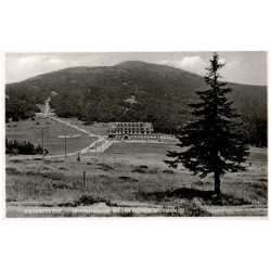 Riesengebirge. Spindlerbaude mit der kleinen Sturmhaube.