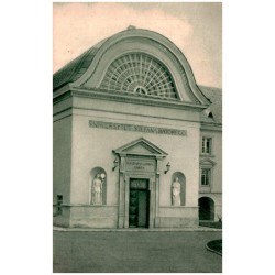 Nr 10. Wilno - Wejście główne do U. S. B. Dziedziniec Skargi Fot. Jan Bułhak Art. Fot.