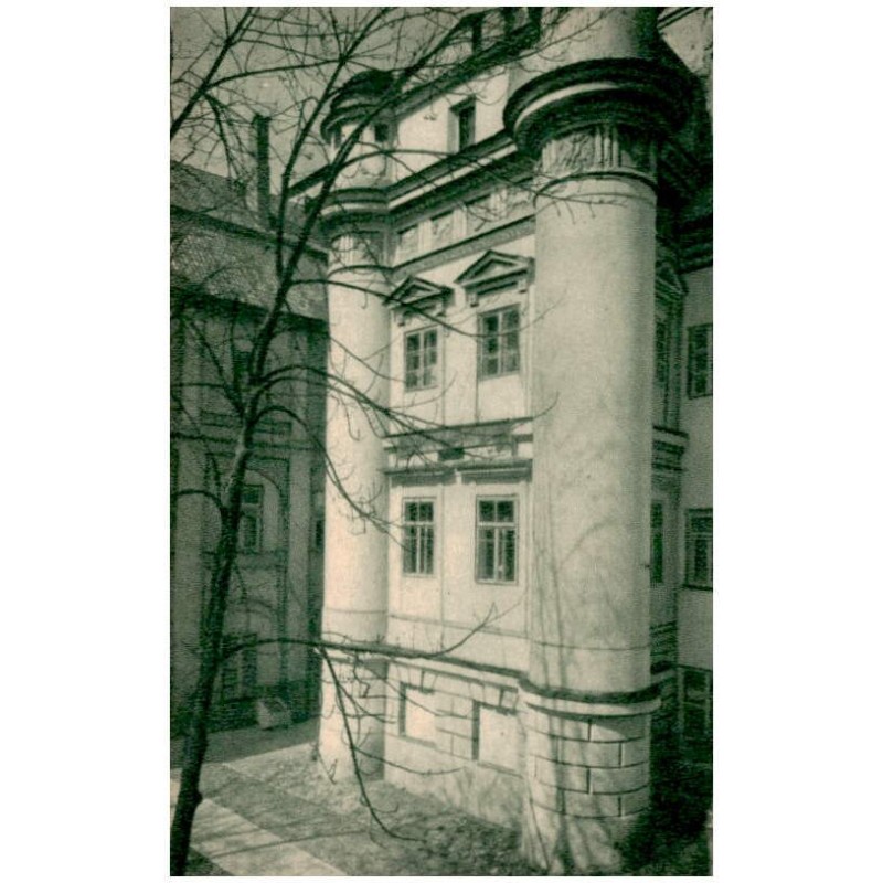 Nr 9. Wilno - U. S. B. Dziedziniec Poczobutta Fot. Jan Bułhak Art. Fot.