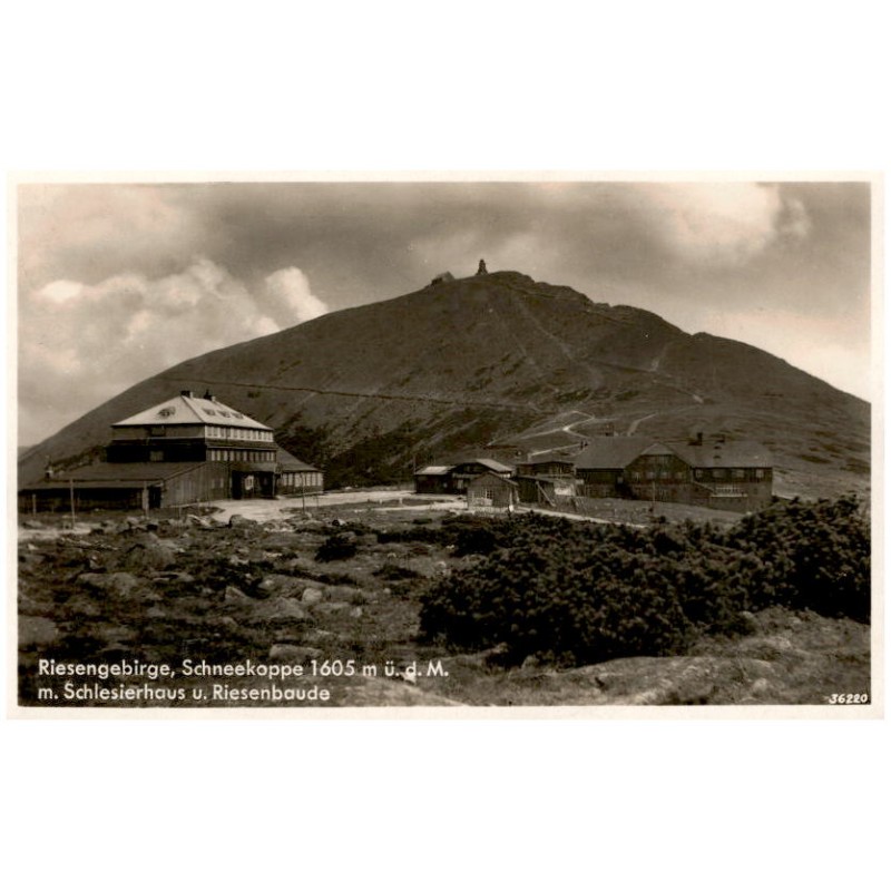 Riesengebirge, Schneekoppe 1605 m ü. d. M. m. Schlesierhaus u. Riesenbaude 36220