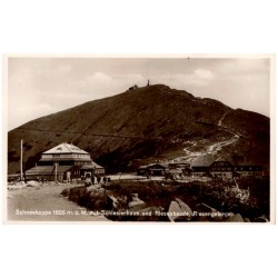 Schneekoppe 1605 m ü. M. mit Schlesierhaus und Riesenbaude, Riesengebirge. 8