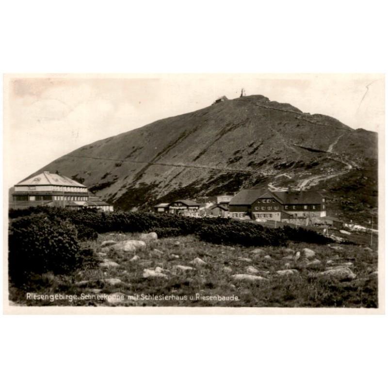 Riesengebirge. Schneekoppe mit Schlesierhaus u. Riesenbaude.