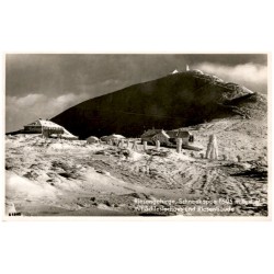 Riesengebirge, Schneekoppe 1605 m ü. d. M. mit Schlesierhaus und Riesenbaude 61392