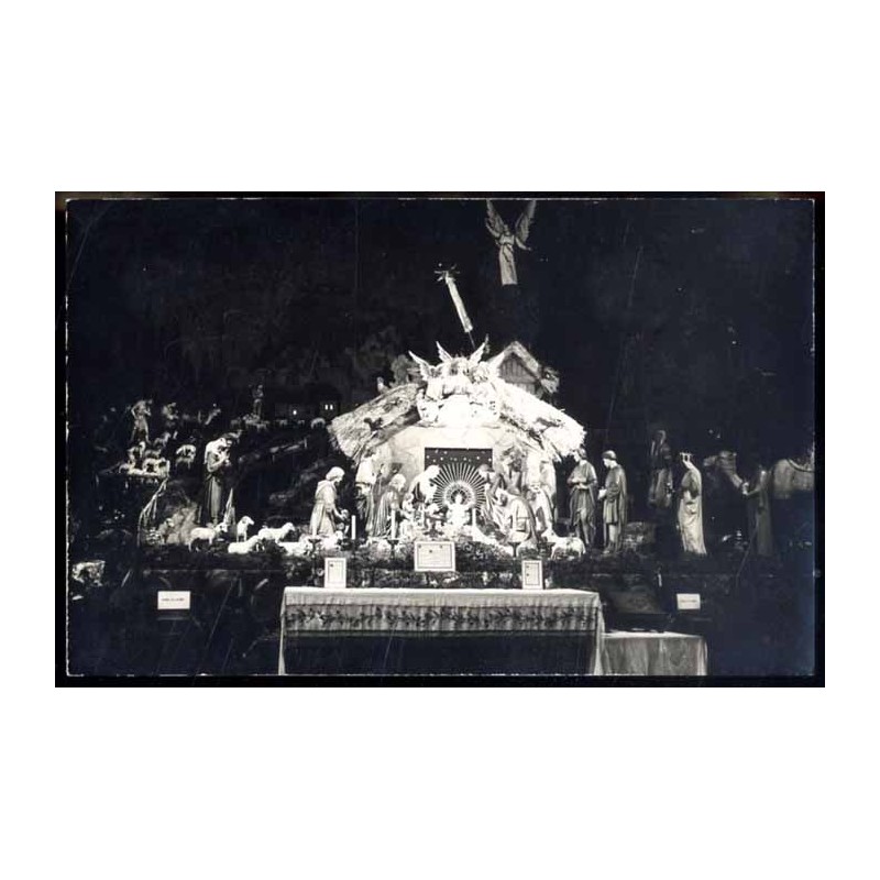 Szopka bożonarodzeniowa w kościele w Piotrowicach