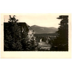 Krkonoše: Nová Černá bouda. Riesengebirge: Neue Schwarzschlagbaude.