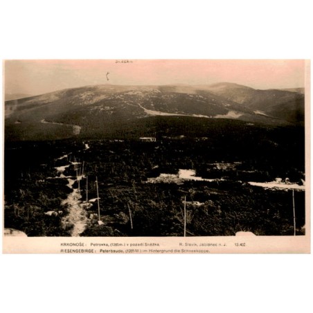 Krkonoše: Petrovka, (1285m.) v pozadi Snéžka. Riesengebirge: Peterbaude, (1585 M.) im Hintergrund die Schneekoppe. 13.402.